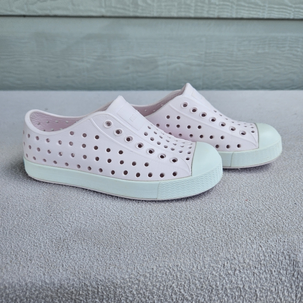 Native Shoes Kids Water Shoes - Pink and Mint